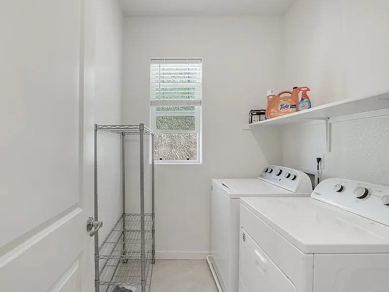 3452 Cantor Dr — Photo 7