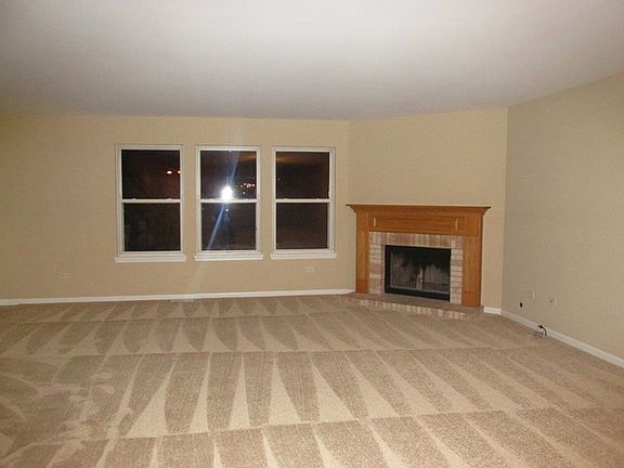 5th image of 620 Winston Dr