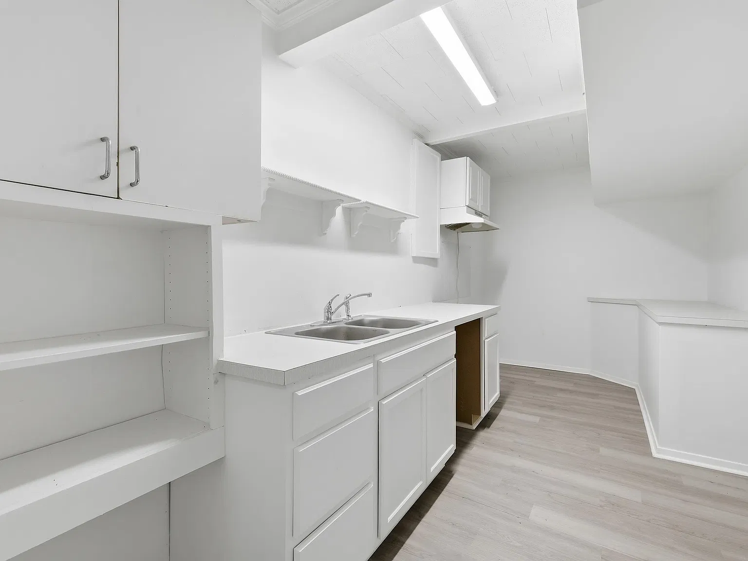 3 bed, 1925 sqft, $1,800 — Photo 3
