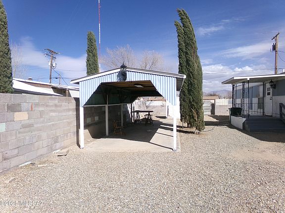 4th image of 1005 N Flagstaff Ave