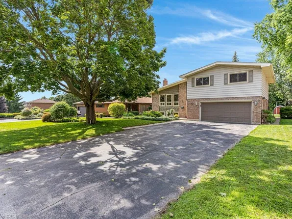 196 Abraham St, Cambridge, ON N3H 1H5
