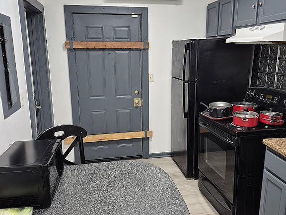 3rd image of 6945 S Indiana Ave #1
