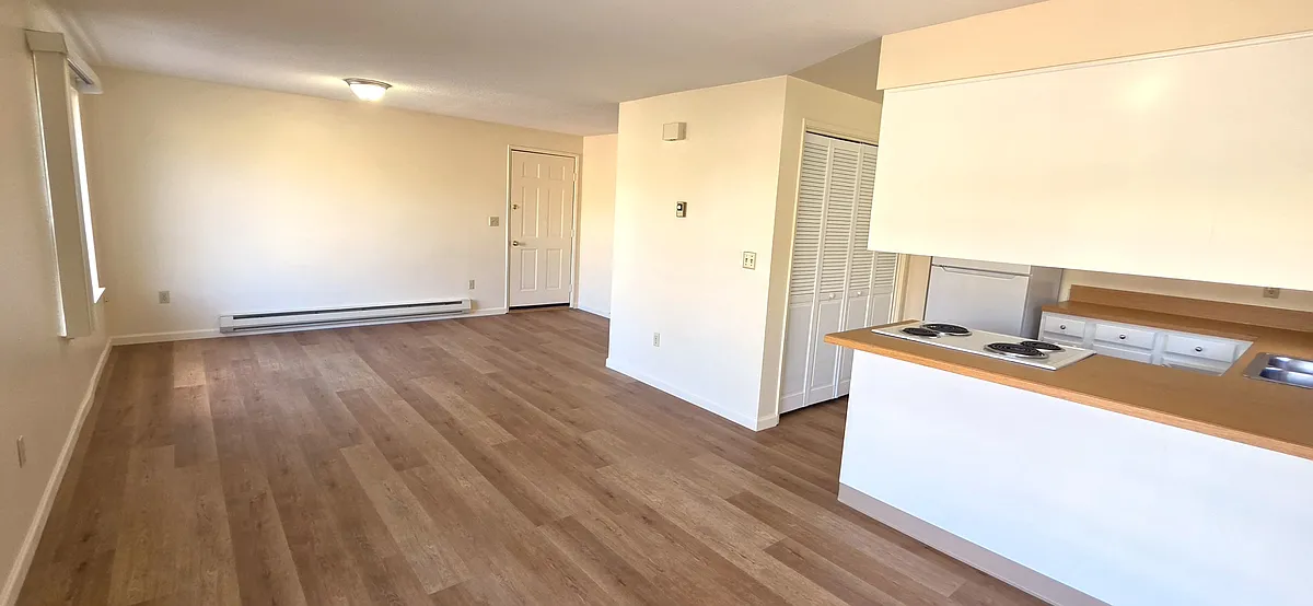 DINING & LIVING AREA - 1340 Summers Ln #3