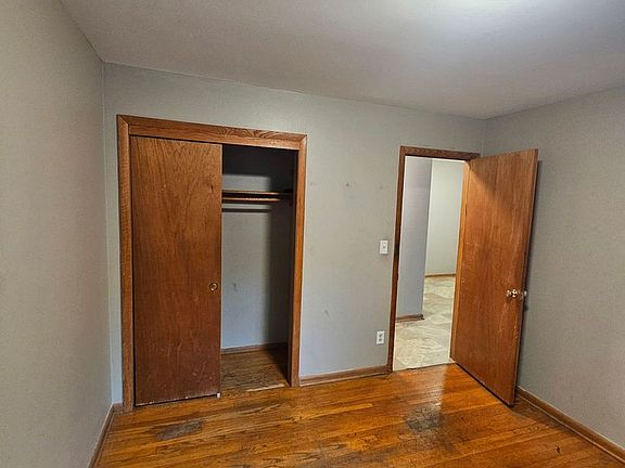 3rd image of 411 N Moreland Blvd #8