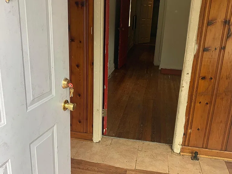 330 Oak St — Photo 27