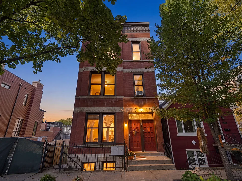 1824 N Wolcott Ave #1R