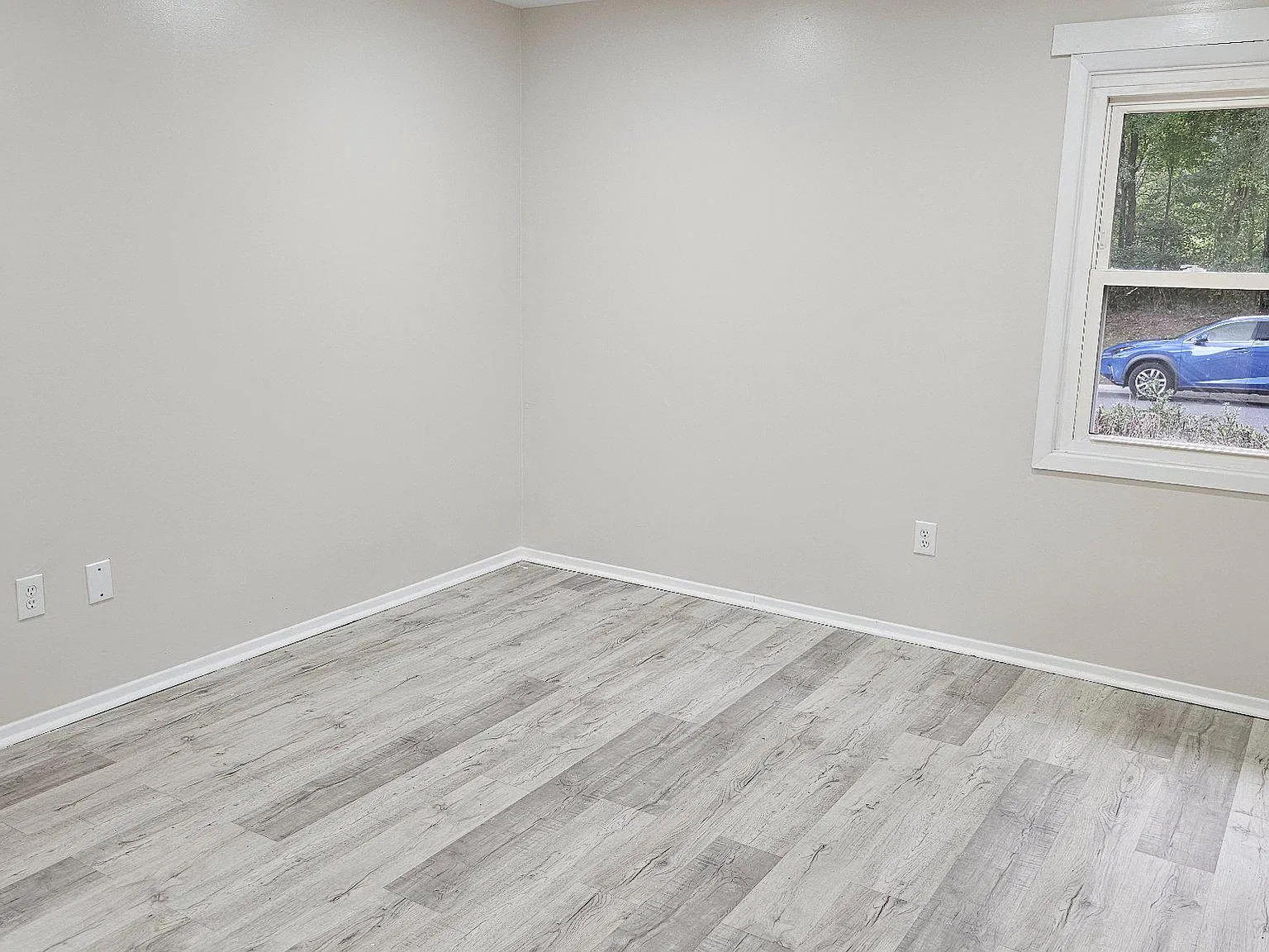 4 bed, 3.0 bath, 2018 sqft, $3,400 — Photo 4