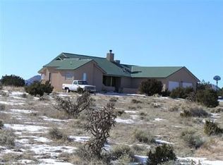 17 Calvin Rd, Santa Fe, NM 87508