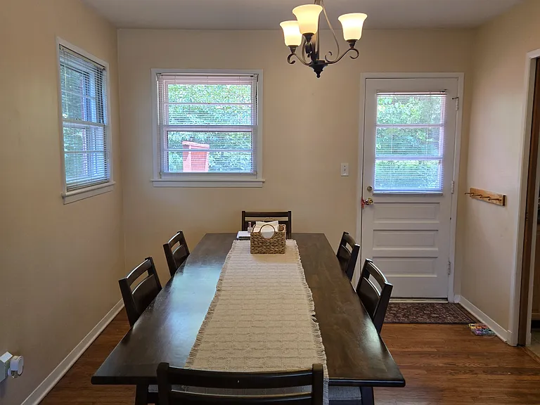 1819 Westmoreland St — Photo 4