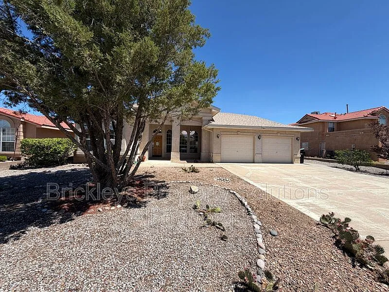 7281 Spruce Mountain Loop NE