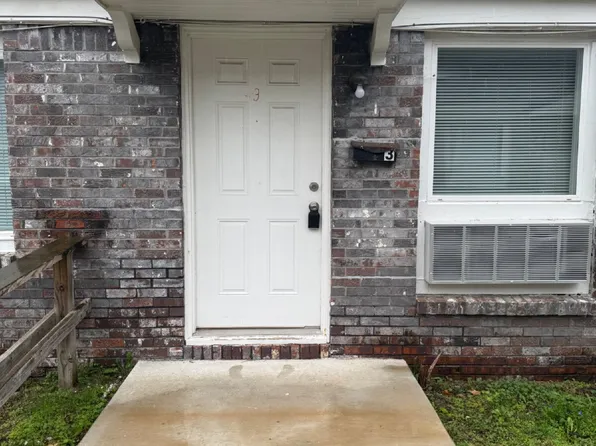 828 S Water St #3, Wichita, KS 67213