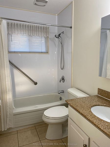 Peterborough House for rent - 3 Bedrooms — photo 13