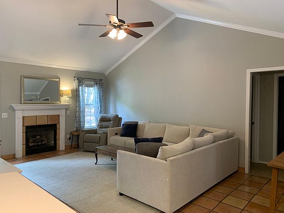 4th image of 3772 W Lilac Dr