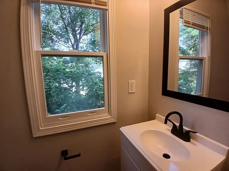 822 Pryor St SW — Photo 15