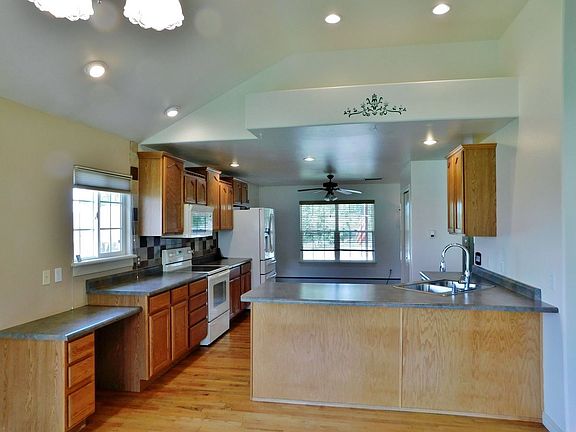 5th image of 2694 Haven Hill Dr