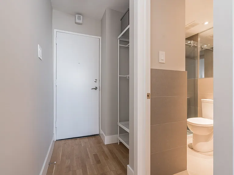 730 Saint Clarens Ave — Photo 43
