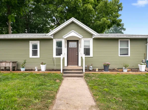 125 N Bowen Ave, Bremen, IN 46506