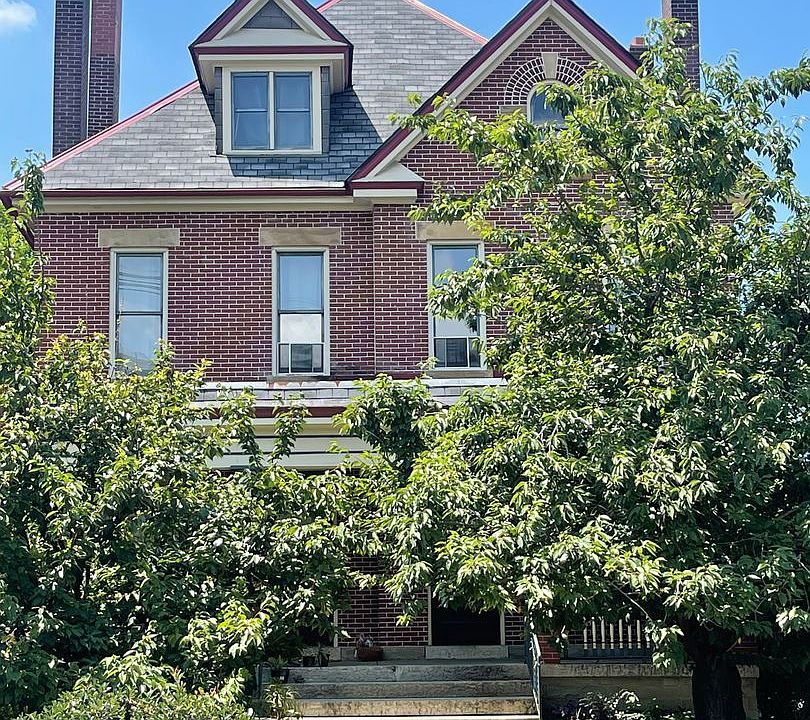 1st image of 853 Dennison Ave