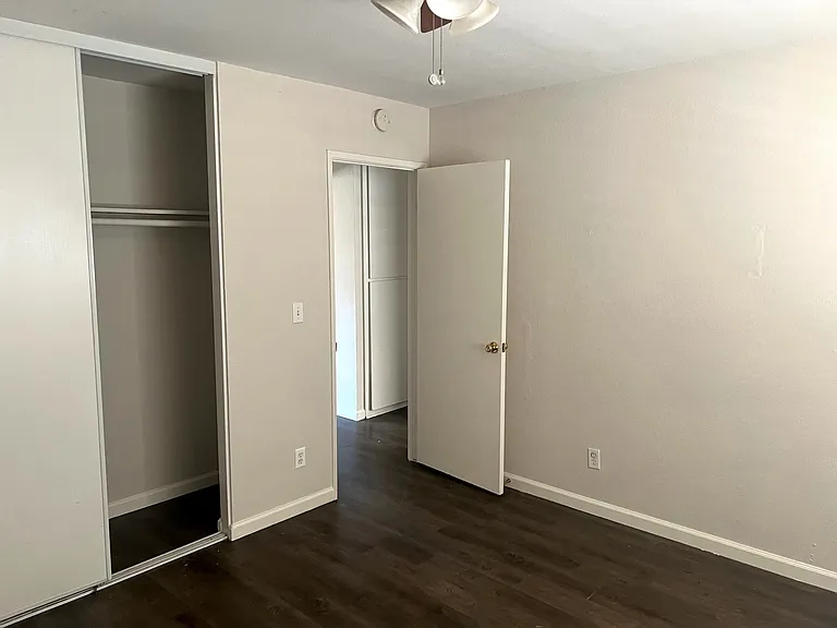 15735 Blaine Ave #2 — Photo 4