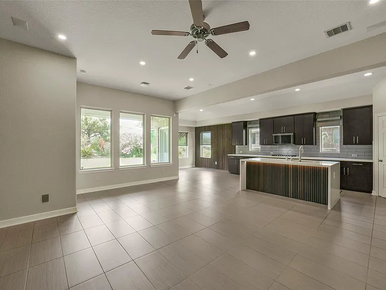 10919 Walts Run Ln — Photo 21