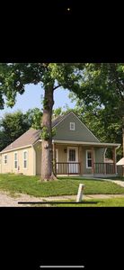 5 S 1st St, Louisburg, KS, 66053