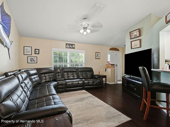5th image of 11095 Flatwood Ave