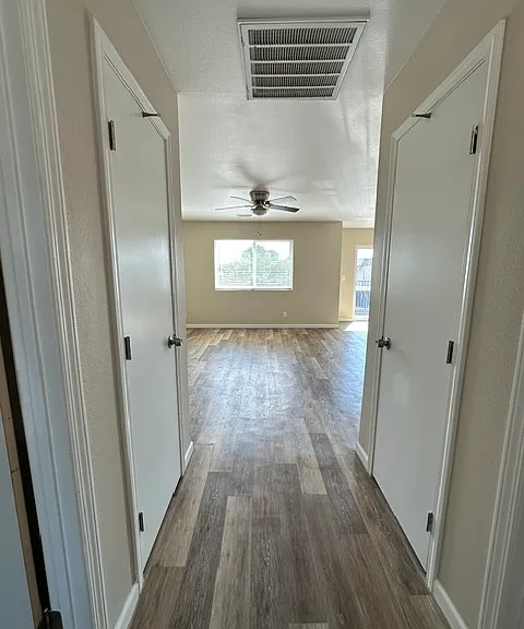 2025 E Pontiac Way #207 — Photo 18