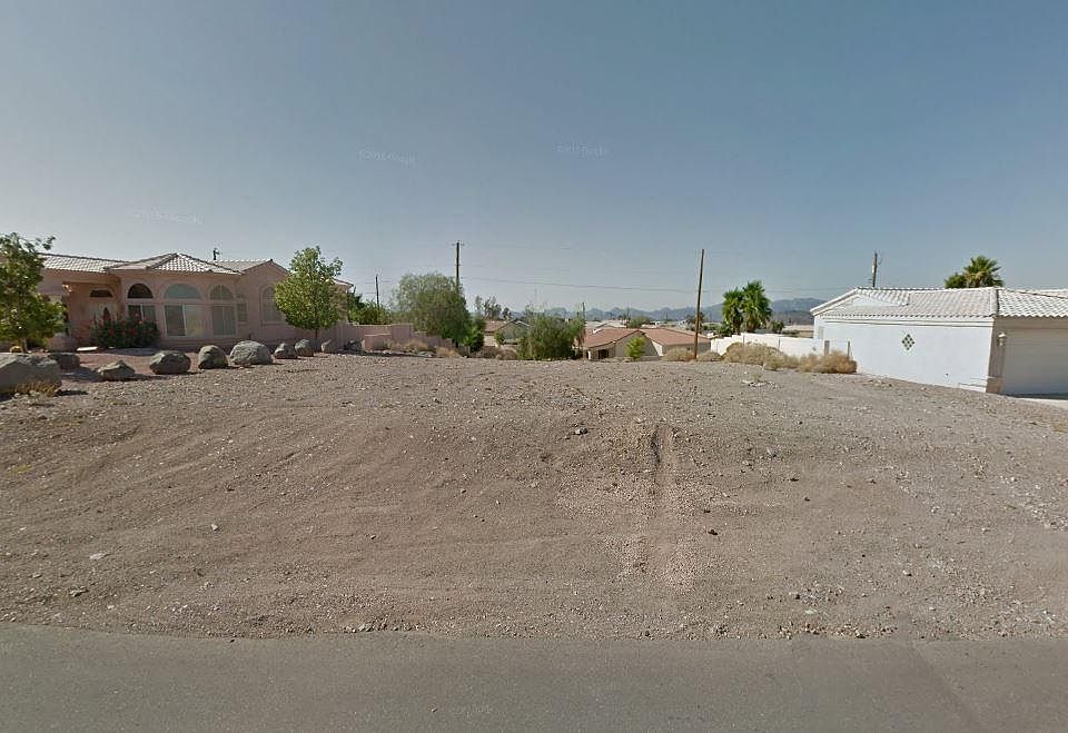 1st image of 3900 Breakwater Dr Lot 4