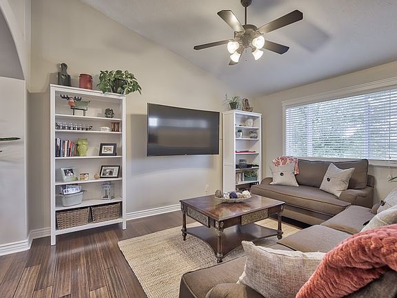 5th image of 3780 E Bluestone Dr