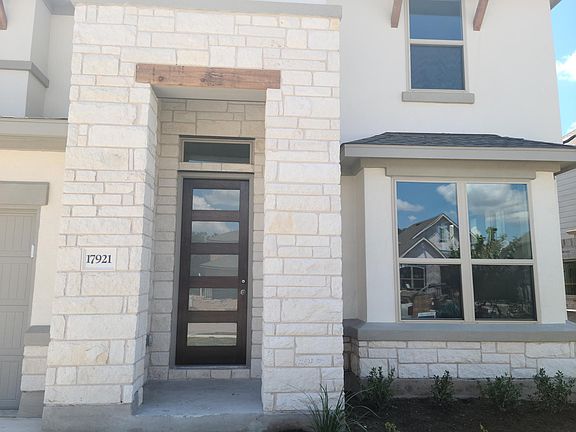 5th image of 17921 Clairess Ln