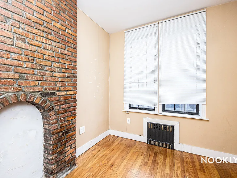 1299 Greene Ave #1R — Photo 10
