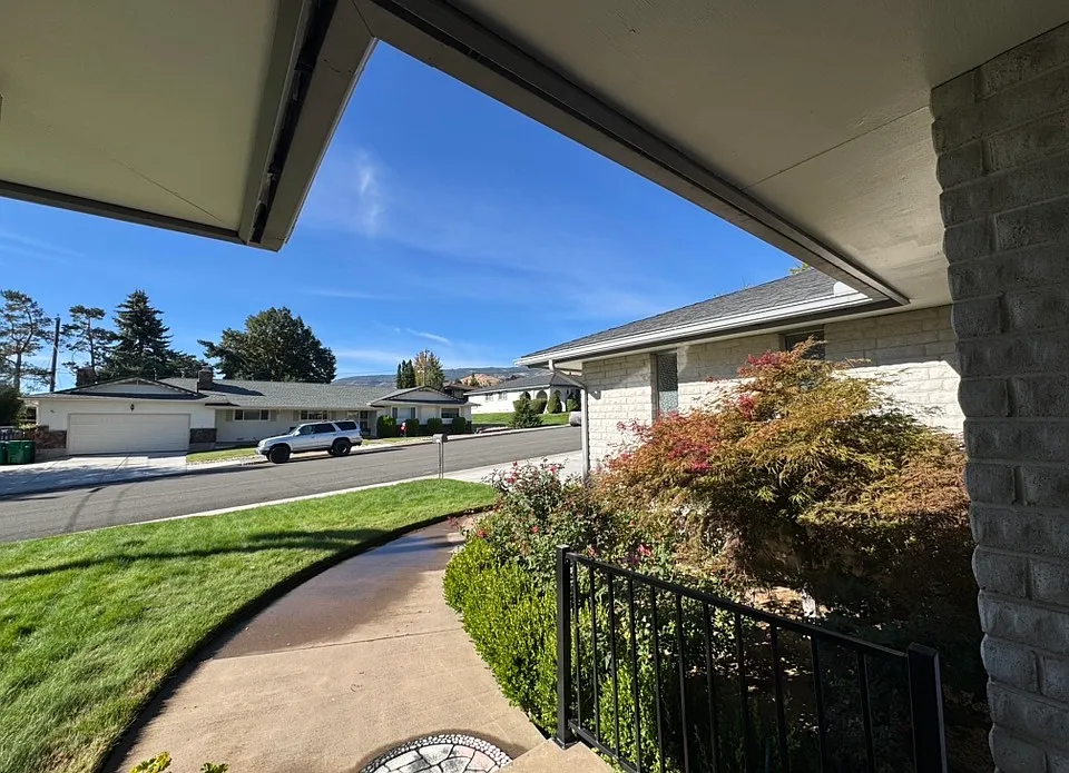 3401 Norman Dr