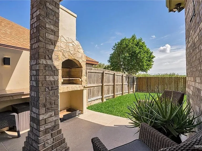 3205 Santa Teresa — Photo 10