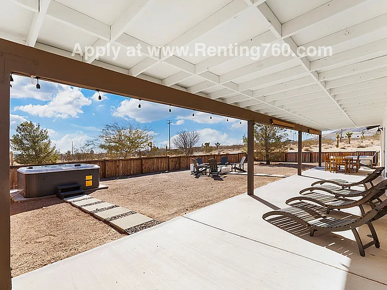 321 N Bonita Ave — Photo 33