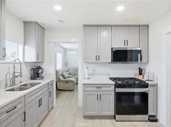 5964 S Halldale Ave, Los Angeles, CA 90047