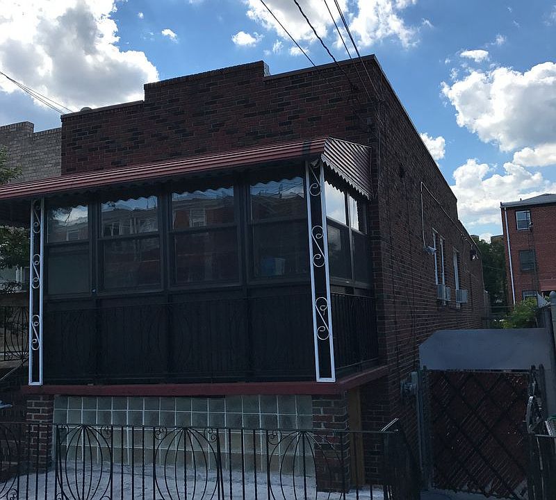 2nd image of 188 Bay 46 St