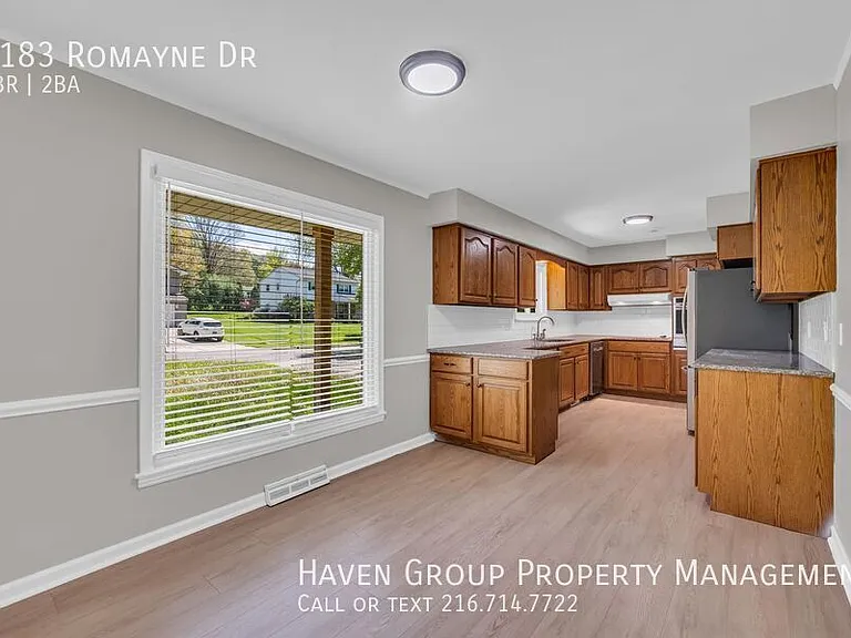 1183 Romayne Dr — Photo 11