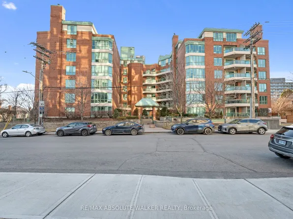 540 Cambridge St S #113, Ottawa, ON K1S 5M7