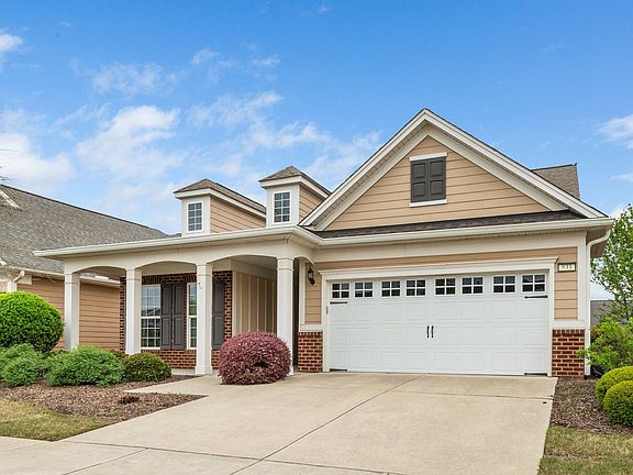 2nd image of 833 Gaston Manor Dr