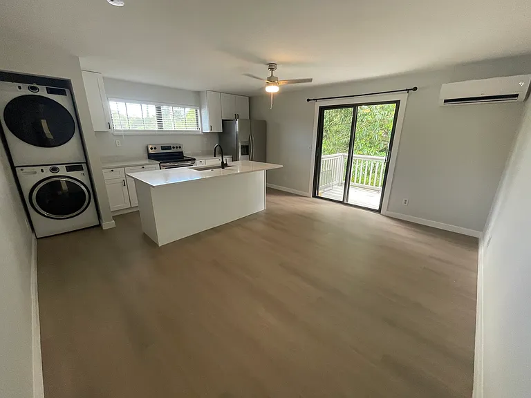 2546 Granada Ave #C — Photo 2