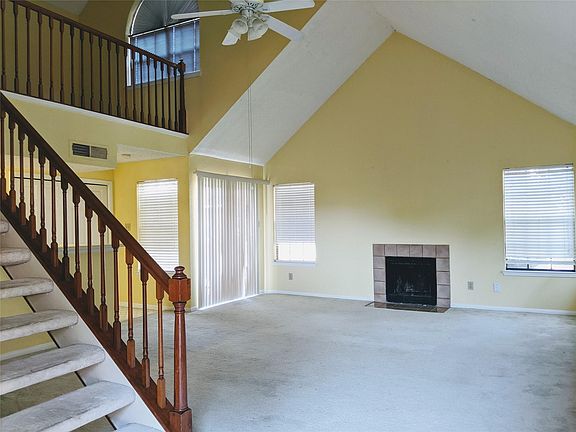 2nd image of 2300 Old Spanish Trl APT 2125