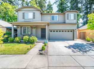 4906 Glacier Dr, Springfield, OR 97478