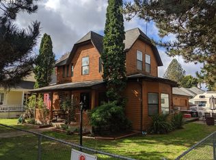 1211 SW Hayter St, Dallas, OR 97338