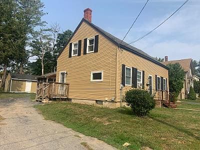 2nd image of 13 Pleasant St