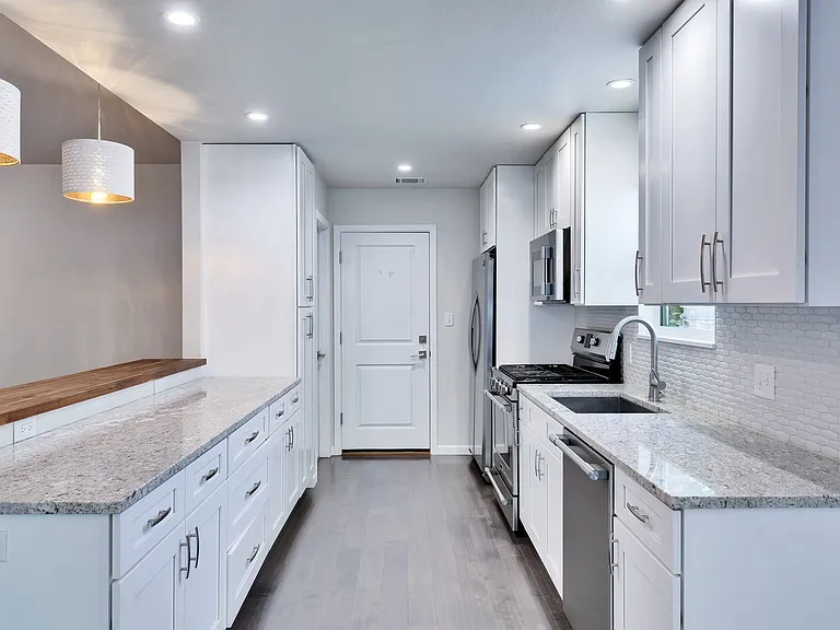 2815 Inridge Dr — Photo 5