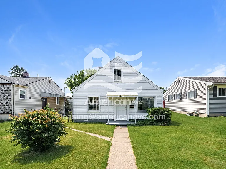 1097093_000_front_view_1.jpg