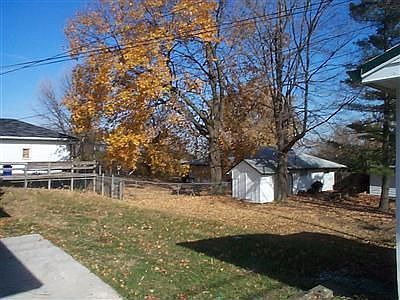 5th image of 4316 Winona Ave