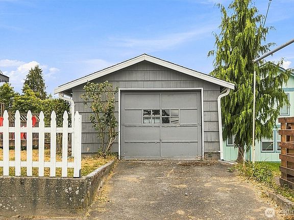 3rd image of 1912 7th Street