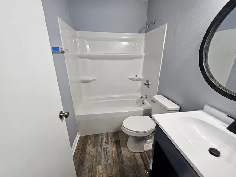 308 N Oak St — Photo 14