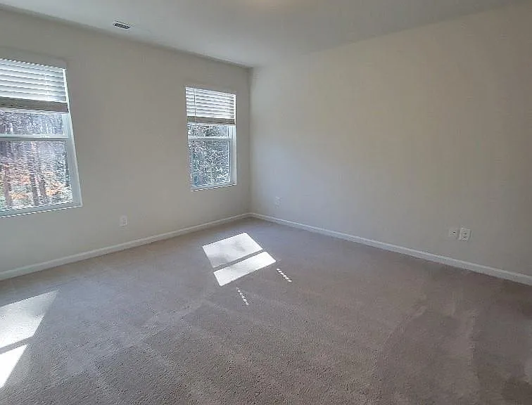 6941 Calton Ln — Photo 11